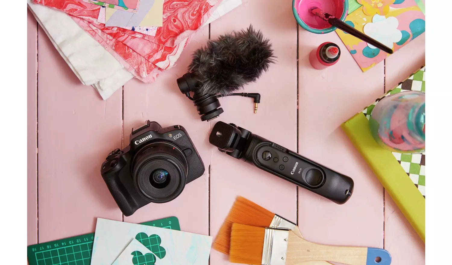 Canon EOS R50 Mirrorless Camera Content Creator Kit Black (New) Canon