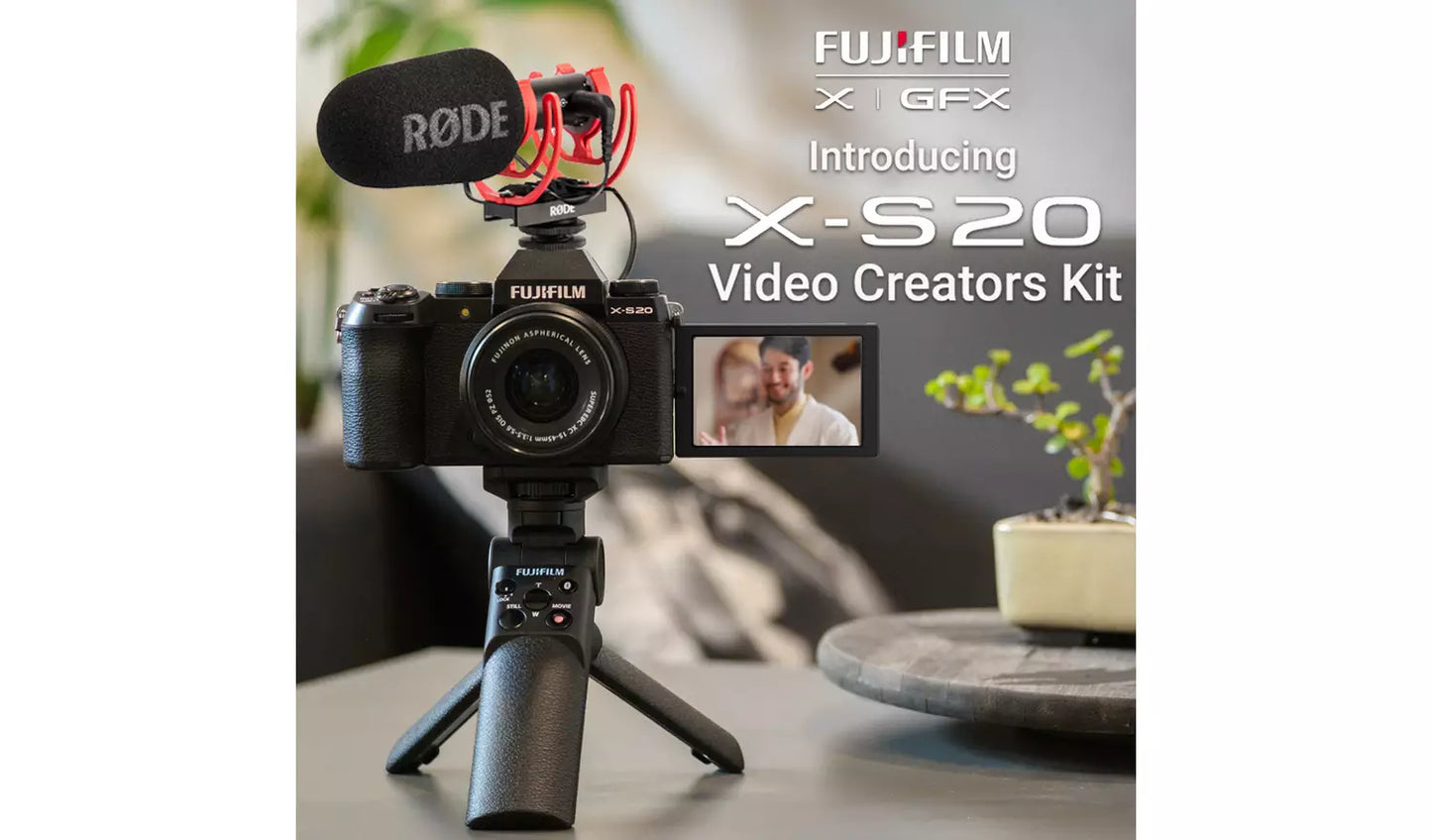 Fujifilm X-S20 Vlogger Kit – 26.1MP Mirrorless Camera with Vari-Angle Screen Black (New) Fujifilm