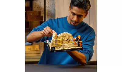 LEGO Botanicals Wreath Festive Home Decor Set | Ages 18+ | Model 10340 | NEW LEGO