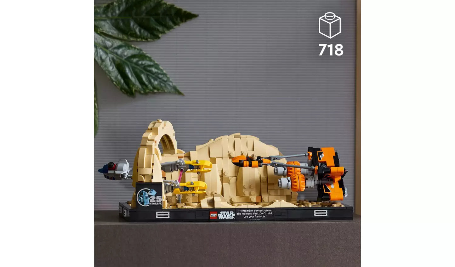 LEGO Botanicals Wreath Festive Home Decor Set | Ages 18+ | Model 10340 | NEW LEGO