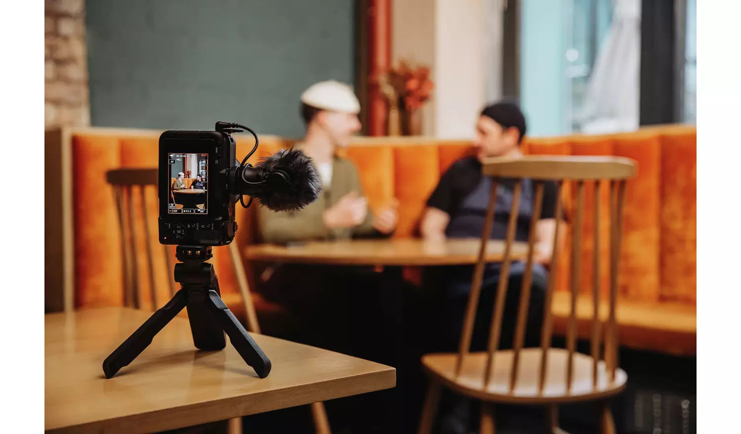 Canon EOS R50 V Mirrorless Camera Creator Kit – Black Video Creator Edition (New) Canon