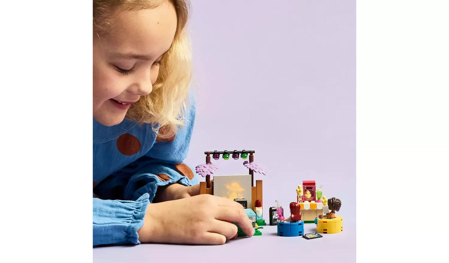 LEGO Friends Friendship Movie Night Interactive Toy Set 42642 | Ages 6+ | New LEGO