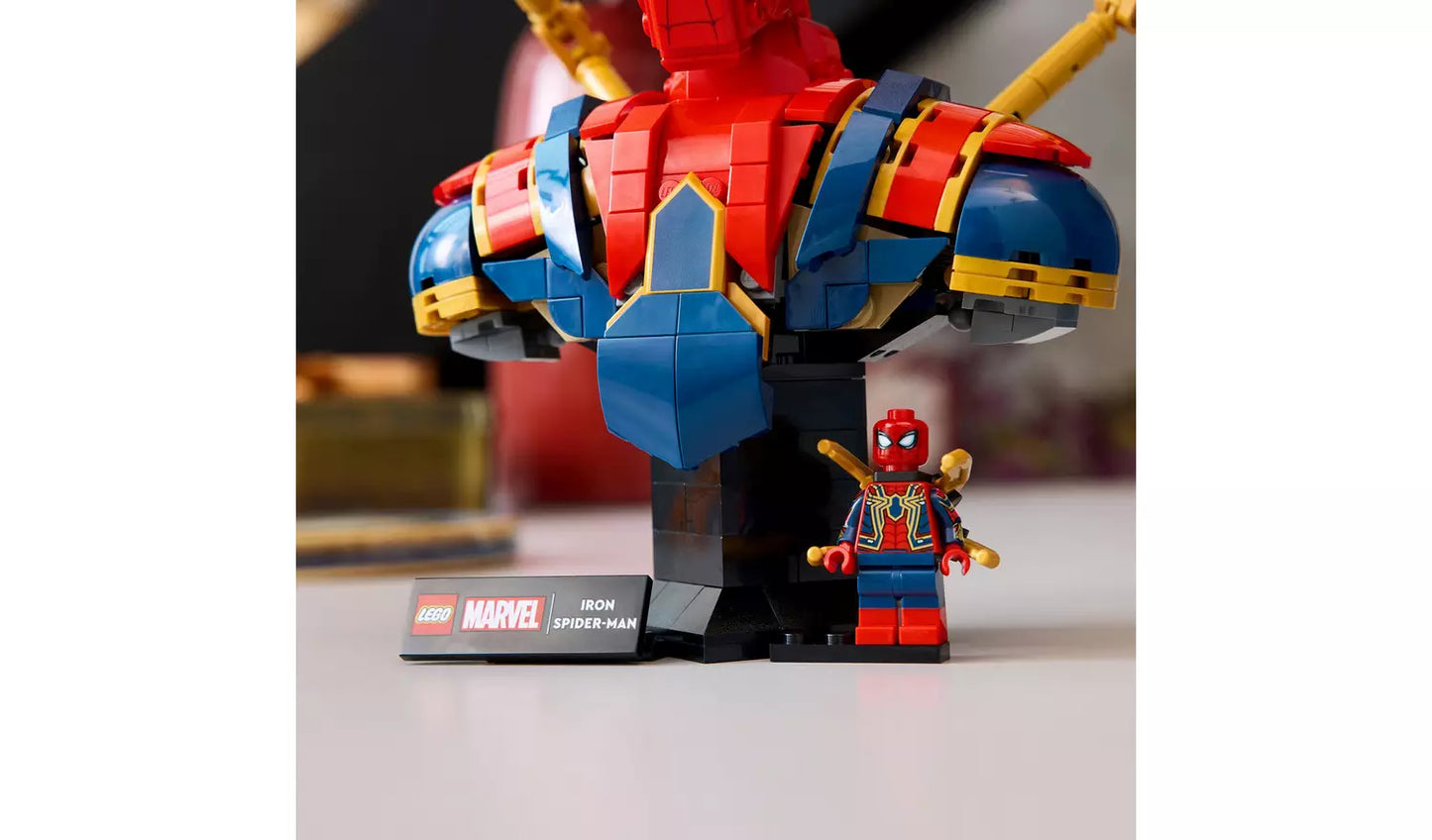 LEGO Marvel Iron Spider-Man Bust Avengers Building Set | Ages 18+ | Model 76326 | NEW LEGO