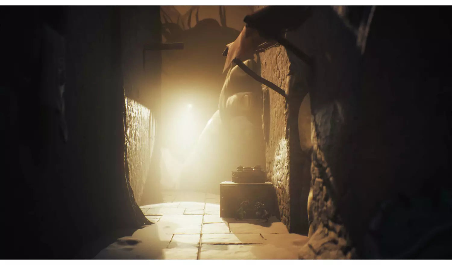 Little Nightmares III – Nintendo Switch Game | Physical Game Card | 16+ (New) Nintendo