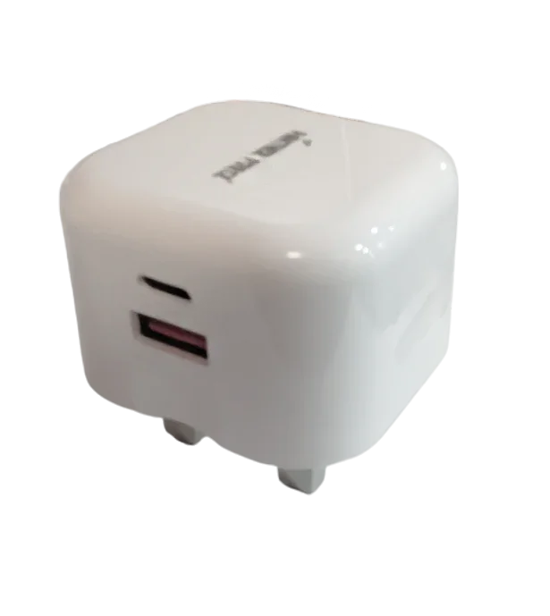 PANTHER FORCE STRAIGHT PIN 20W PLUG WITH USB-C & USB-A My Store