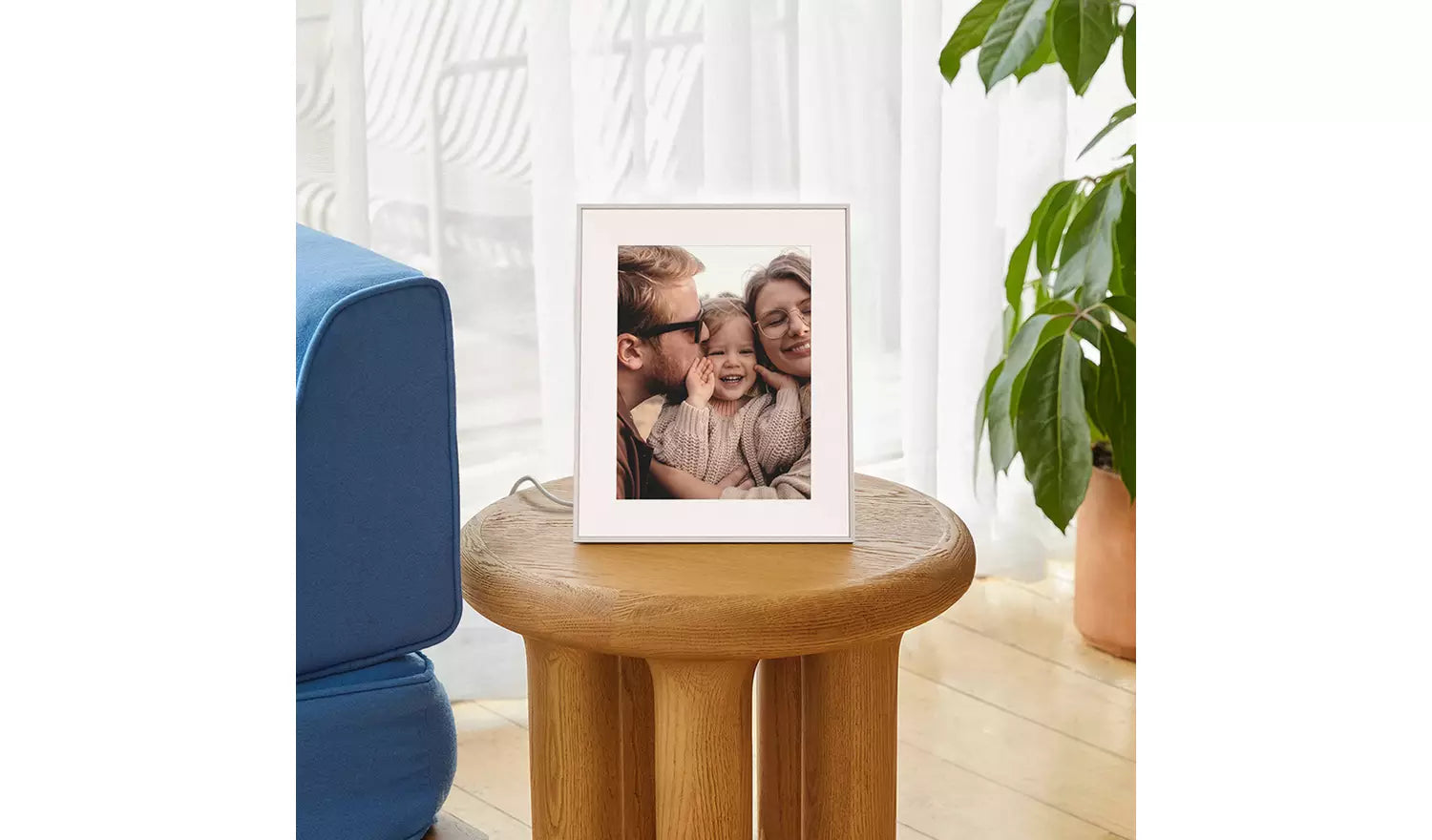 AURA Aspen 12 Inch Digital Photo Frame – Clay with Paper Mat (New) AURA