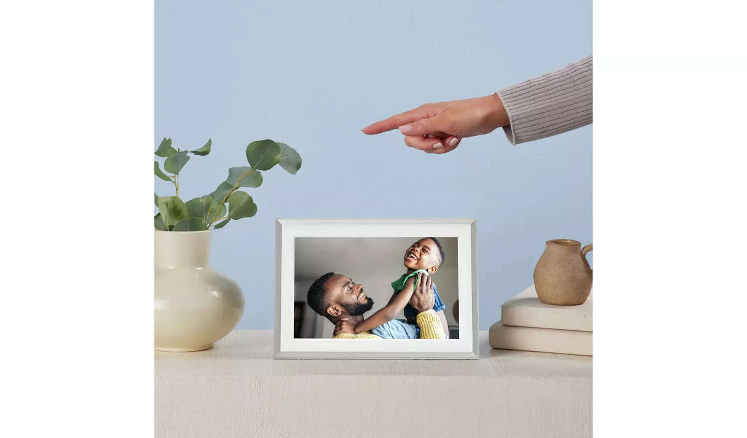 AURA Carver 10.1 Inch Smart Digital Photo Frame – Matt Clay (New) AURA