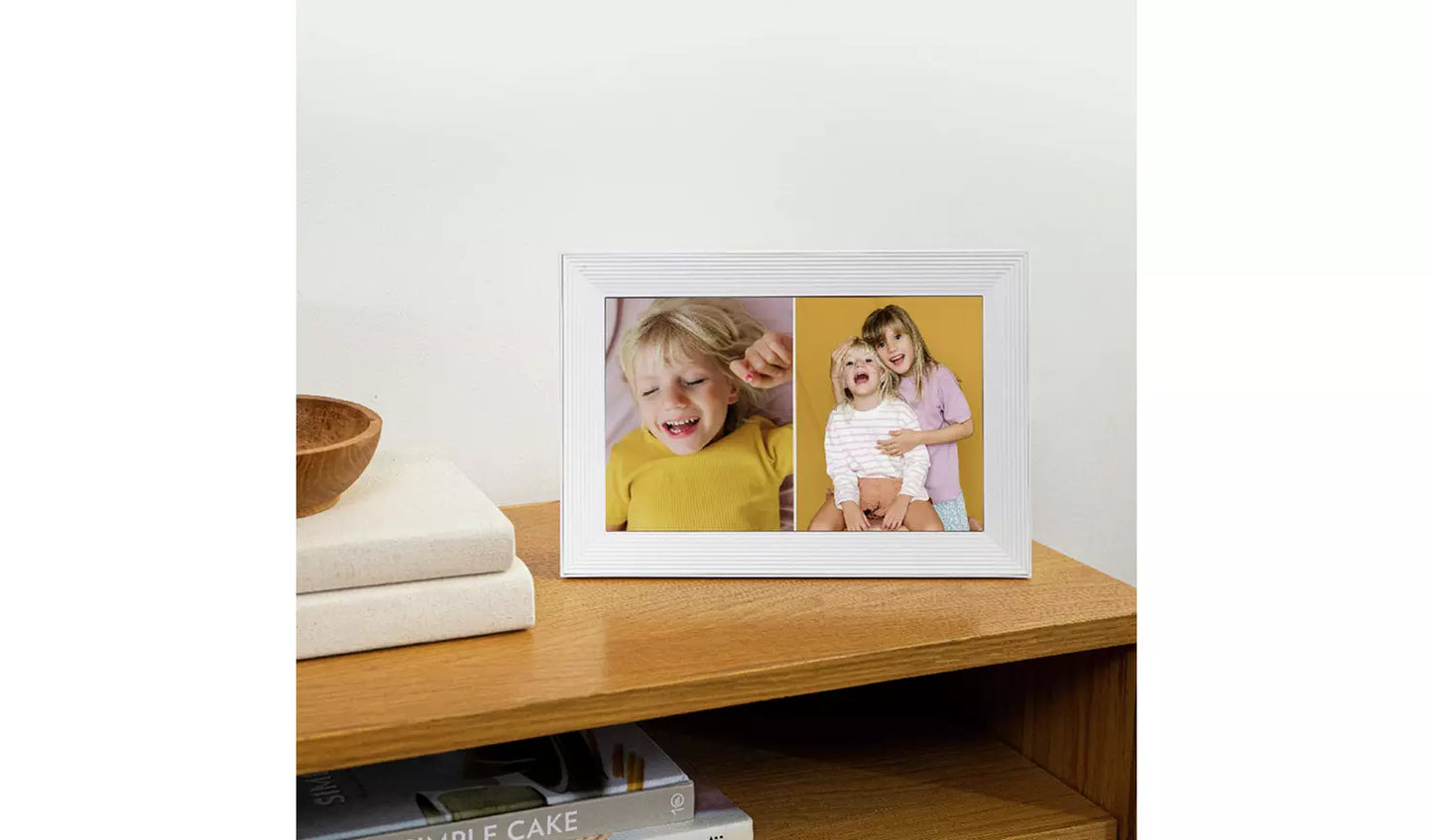 AURA Carver 10.1” Digital Photo Frame (New) AURA