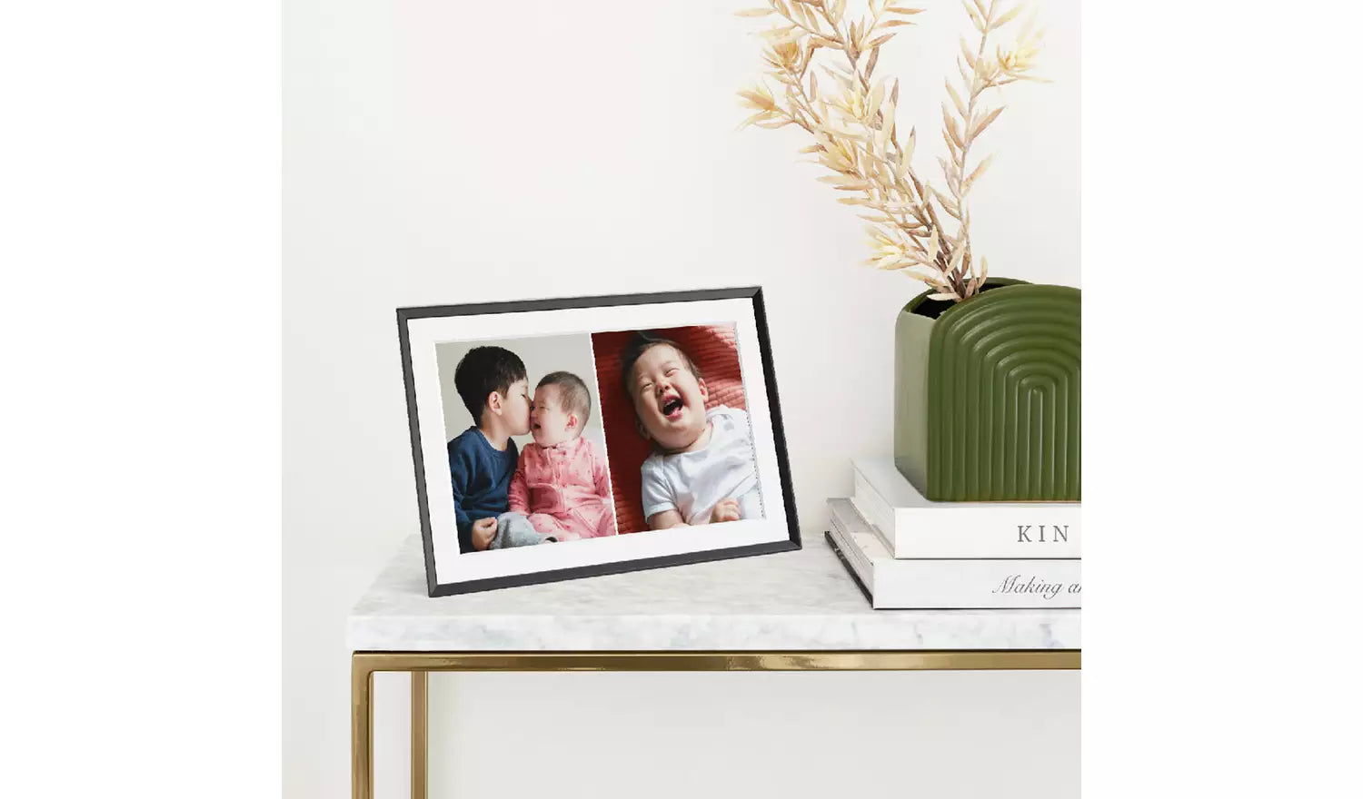 AURA Carver Mat 10.1 Inch Smart Digital Photo Frame – Black (New) AURA
