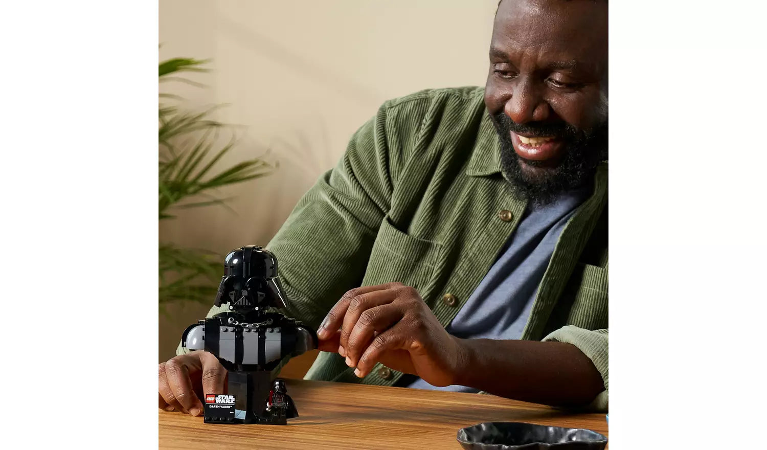LEGO Star Wars Darth Vader Bust Model Kit 75439 | Ages 18+ | New LEGO