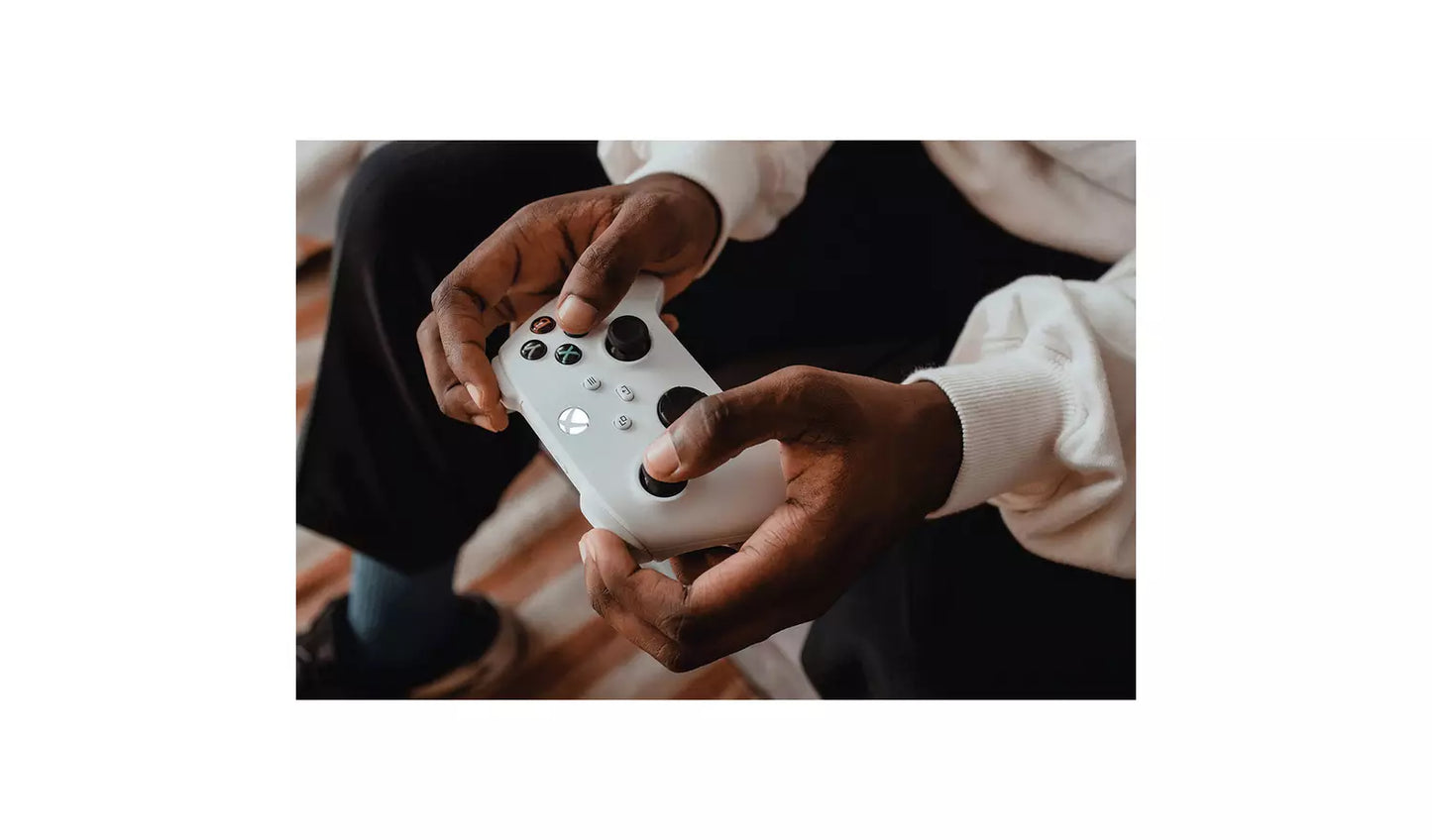 Official Xbox Series X/S Wireless Controller – White | Xbox, PC & Mobile Compatible (New) Xbox